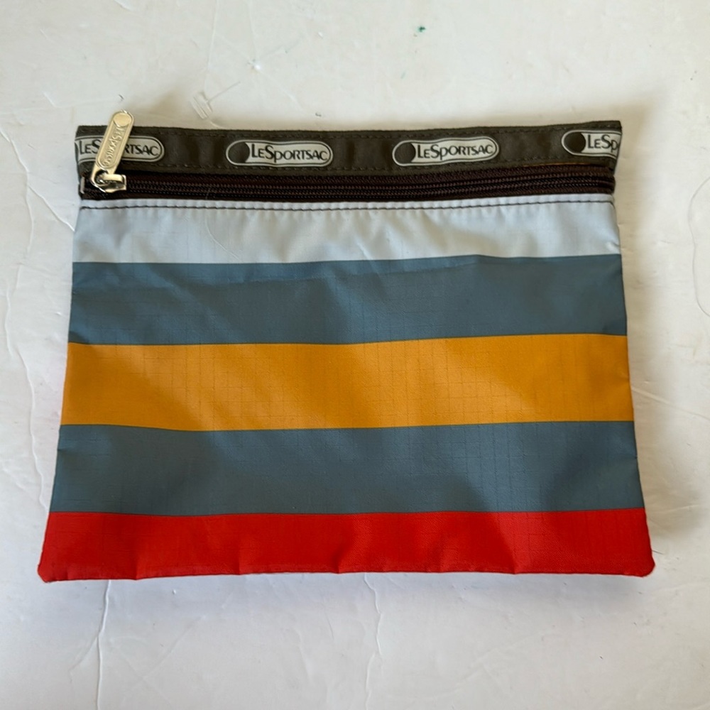 Lesportsac case